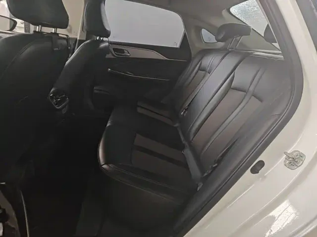 Aion AION S 2022 Mei 580 Pio — Фото автомобиля 12