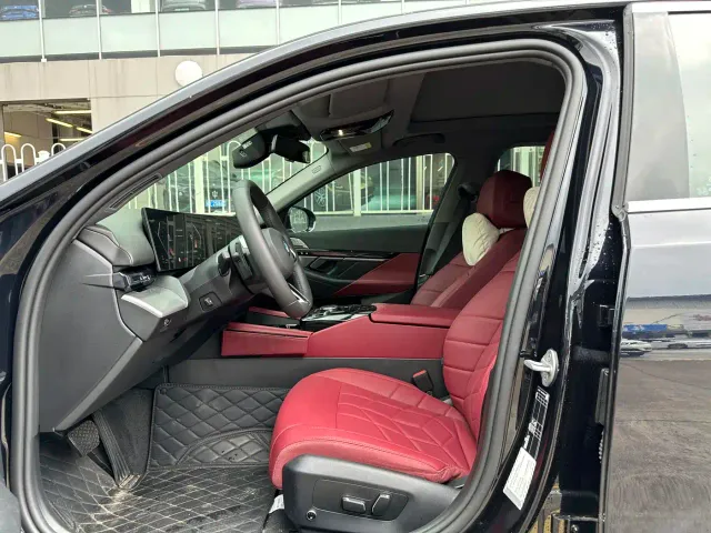 BMW 5 Series — Фото автомобиля 6