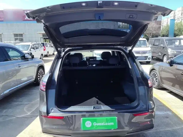 Geely Galaxy E5 — Фото автомобиля 18