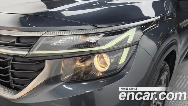 Kia Seltos — Фото автомобиля 7