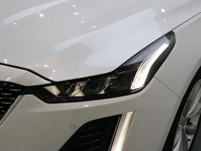 Cadillac CT5 — Фото автомобиля 18