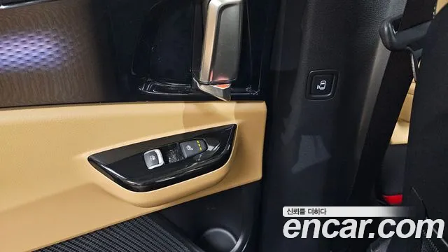Kia Canival Carnival 4 поколение Бензин 9 мест Signature — Фото автомобиля 19