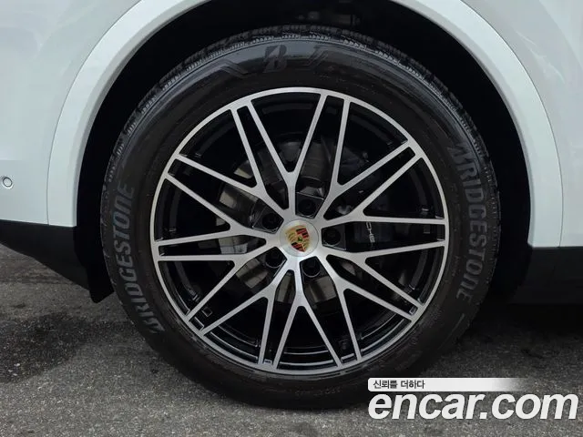 Porsche Cayenne PO536 — Фото автомобиля 5