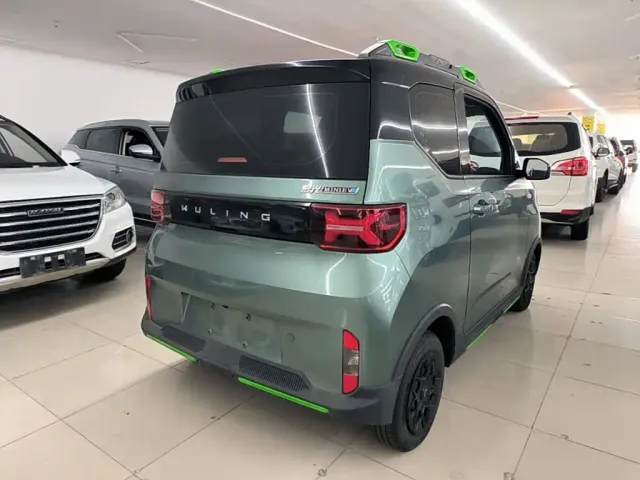 Wuling Hongguang Mini EV — Фото автомобиля 6