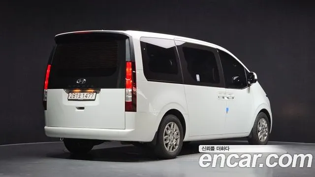 Hyundai Staria — Фото автомобиля 2