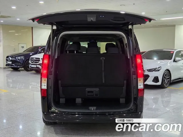 Hyundai Staria Staria L3.5 Tourer 11 мест — Фото автомобиля 20