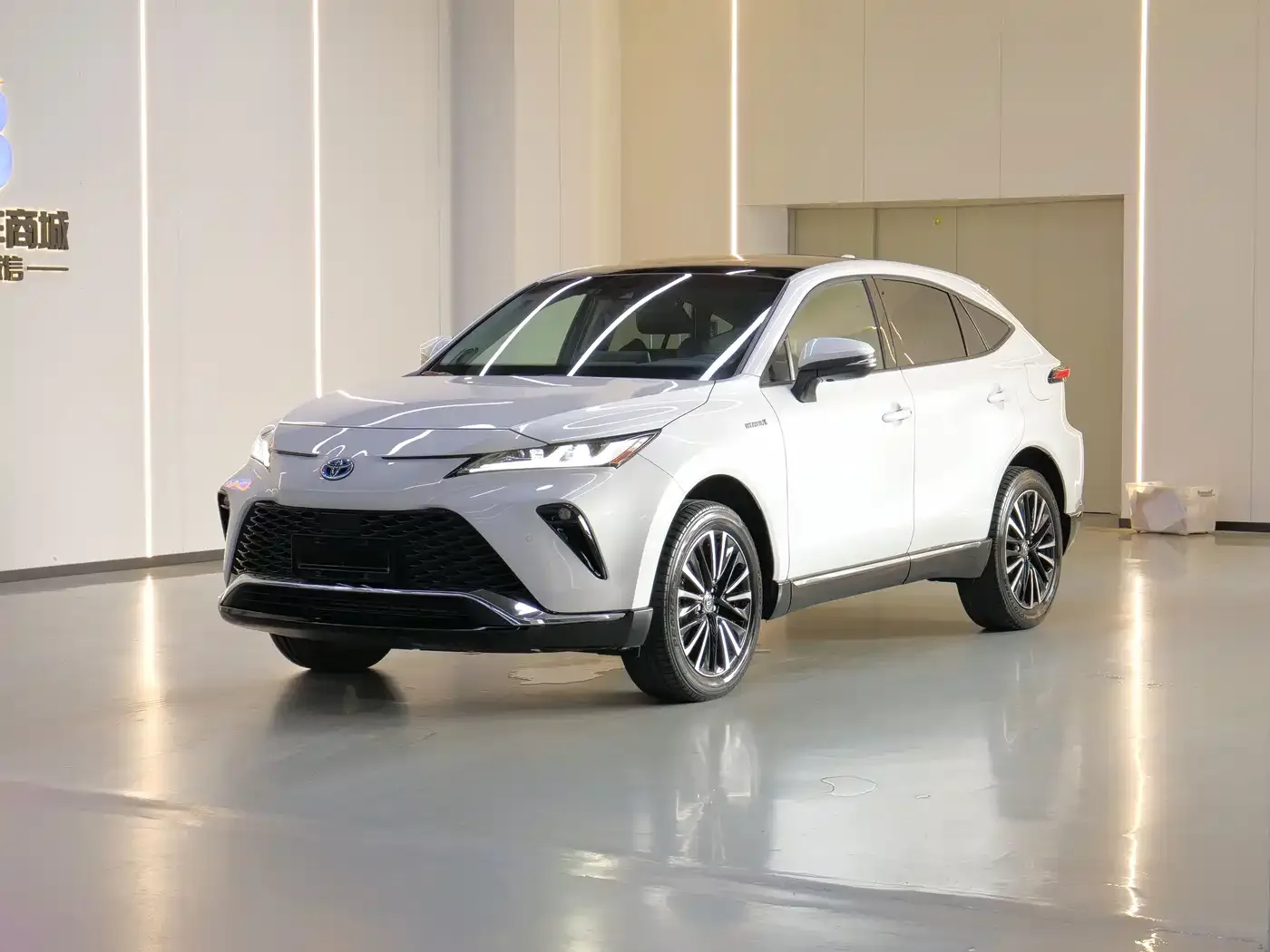 Фотография автомобиля — Toyota Venza