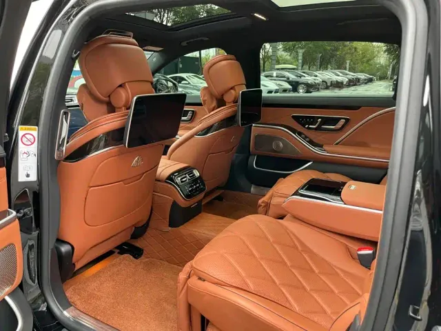 Mercedes-Benz Maybach S-Class — Фото автомобиля 12