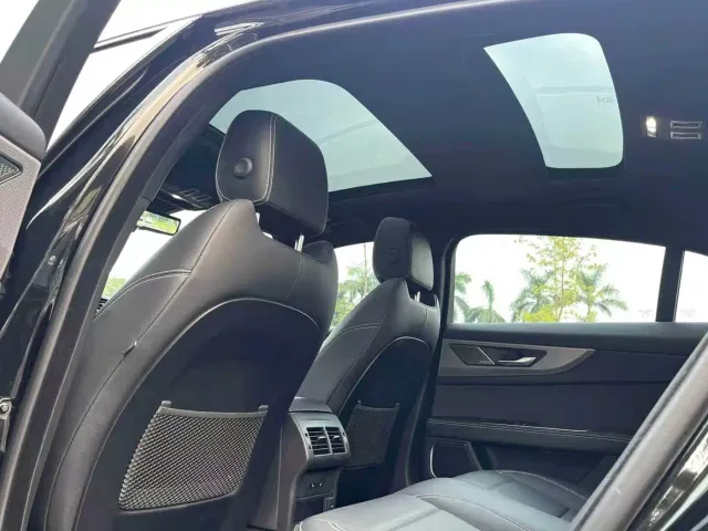 Jaguar XEL — Фото автомобиля 17
