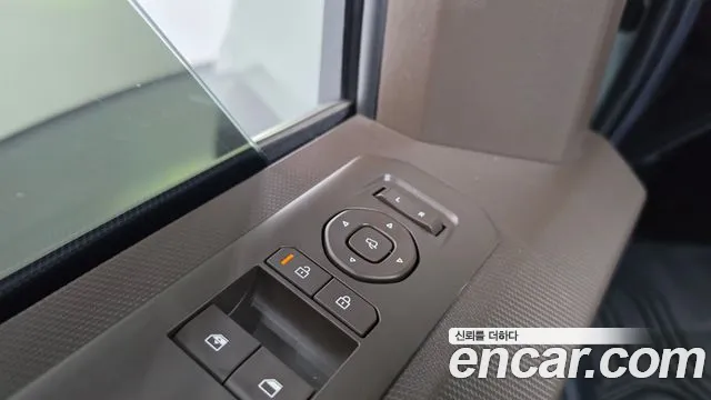 Kia PV5 — Фото автомобиля 27