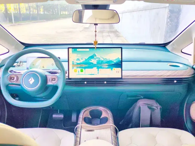 Baojun Cloud — Фото автомобиля 5