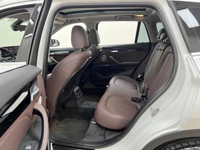 BMW X1 — Фото автомобиля 6