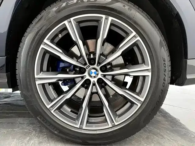 BMW X6 — Фото автомобиля 14