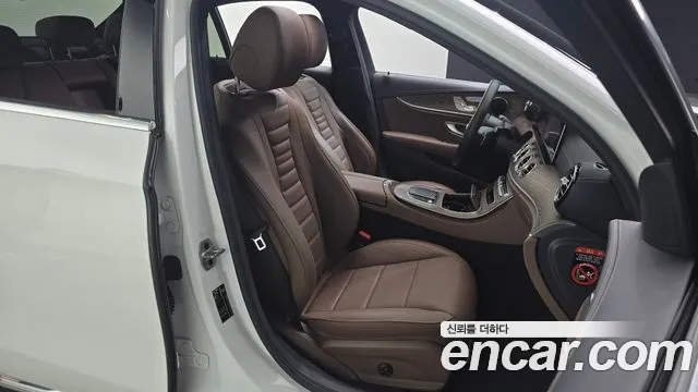 Mercedes-Benz E-Class W213 — Фото автомобиля 12