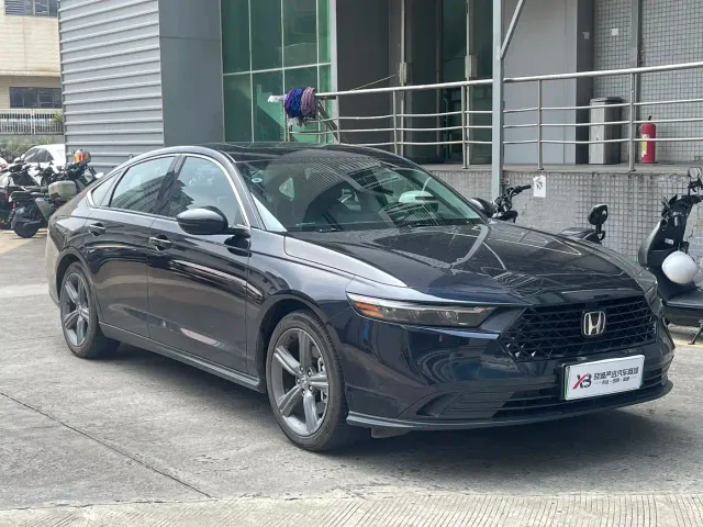 Honda Accord — Фото автомобиля 4