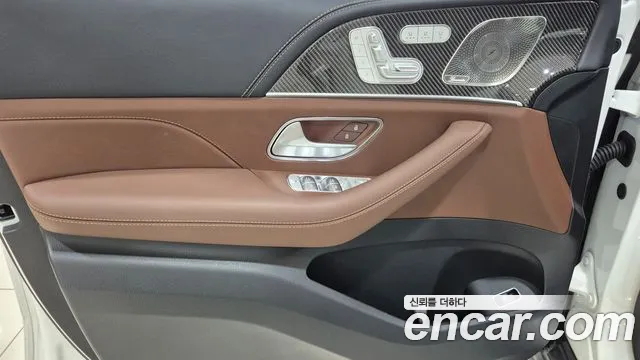 Mercedes-Benz GLE-Class — Фото автомобиля 9