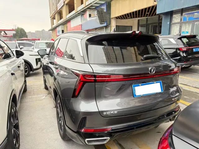 Changan CS75 Plus — Фото автомобиля 13