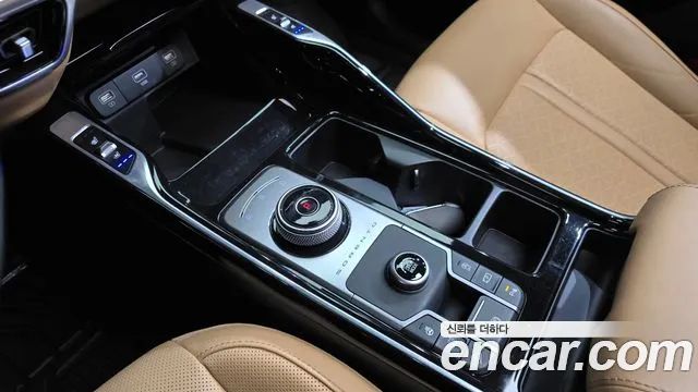 Kia Sorento Sorento 4-е поколение Бензин 2.5T 2WD — Фото автомобиля 9