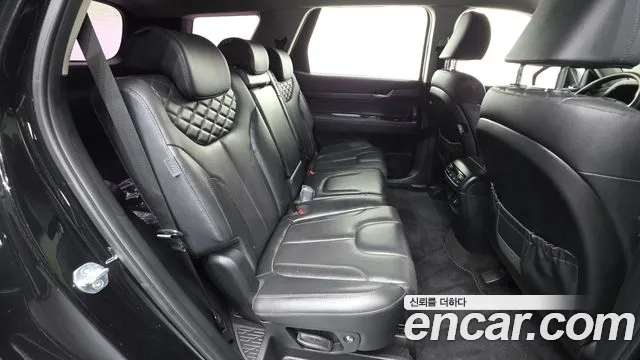 Hyundai Palisade Palisade Дизель 2.2 2WD — Фото автомобиля 18