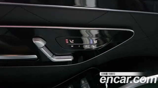 Mercedes-Benz S-Class — Фото автомобиля 30