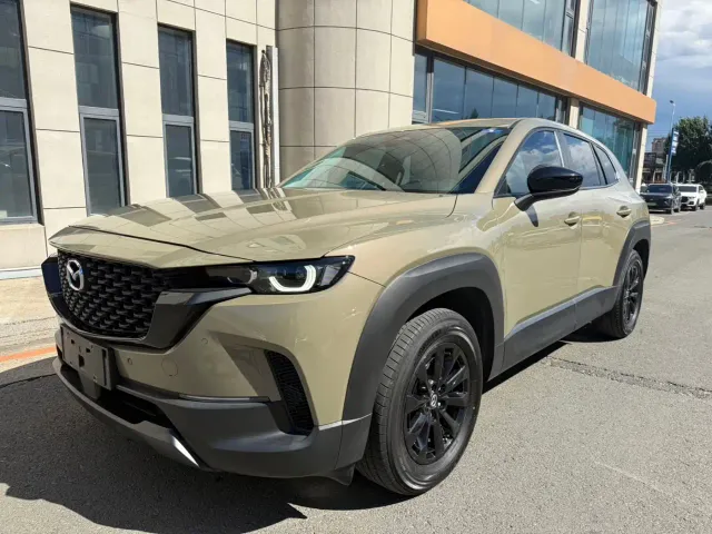 Фотография автомобиля — Mazda CX-50 Xingye