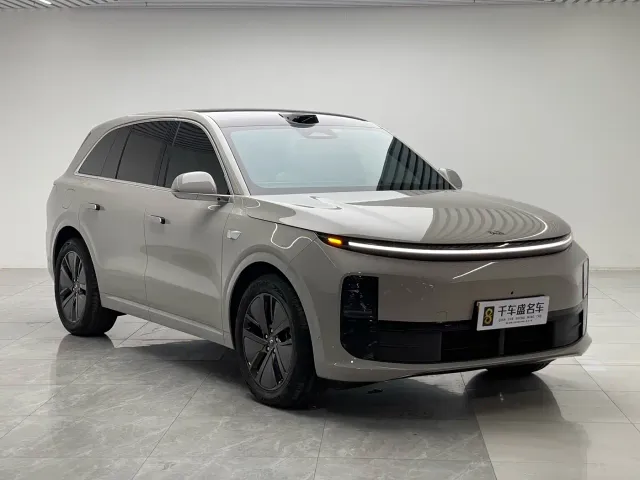 Li Auto L6 — Фото автомобиля 3