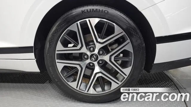 Hyundai Grandeur Grandeur (GN7) — Фото автомобиля 21