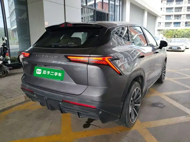 Jetour Jetour Dasheng i-DM 2022 1.5T DHT Lightning 01 — Фото автомобиля 6