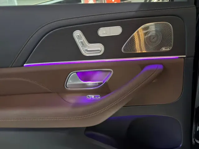 Mercedes-Benz GLS-Class — Фото автомобиля 12