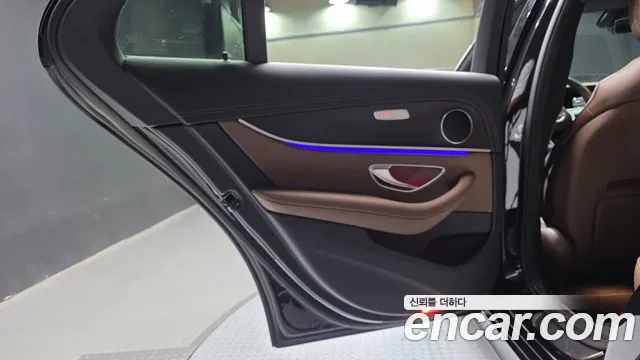 Mercedes-Benz E-Class W213 — Фото автомобиля 14