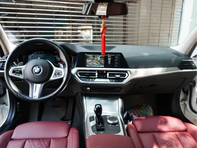 BMW 3 Series — Фото автомобиля 21