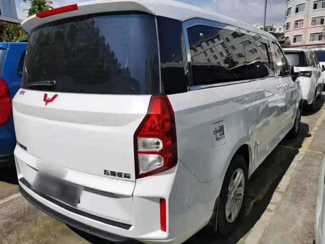 Wuling Zhengcheng — Фото автомобиля 6