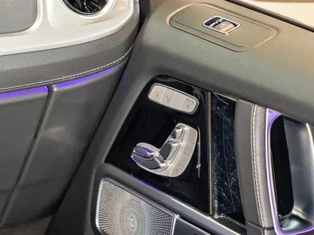 Mercedes-Benz G-Class — Фото автомобиля 18