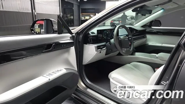 Hyundai Grandeur GN7 — Фото автомобиля 15