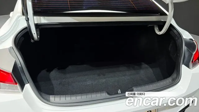 Hyundai Avante CN7 — Фото автомобиля 24