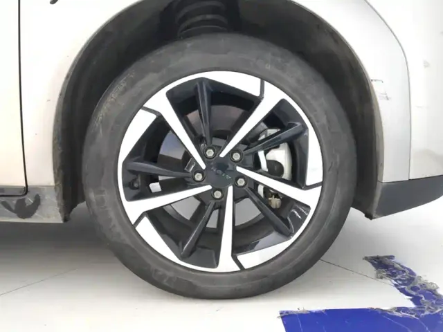 GAC Aion Y — Фото автомобиля 6