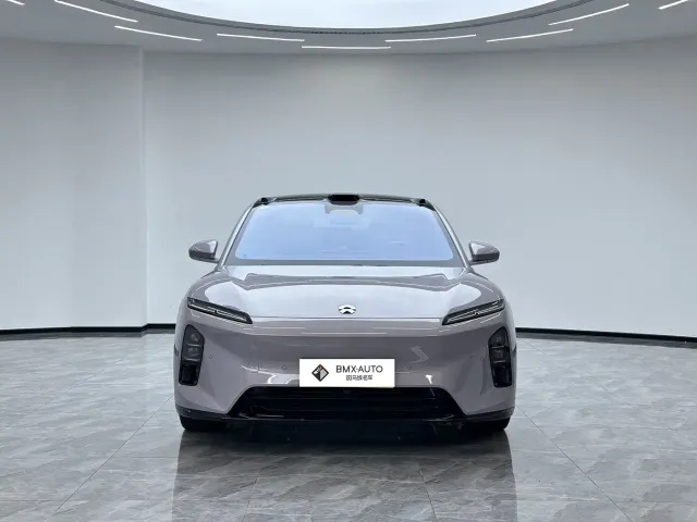Nio ET5 — Фото автомобиля 5