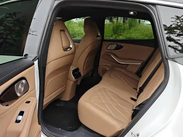 Roewe Feifan R7 — Фото автомобиля 11