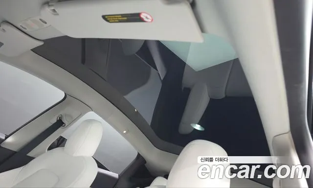 Tesla Model Y — Фото автомобиля 24