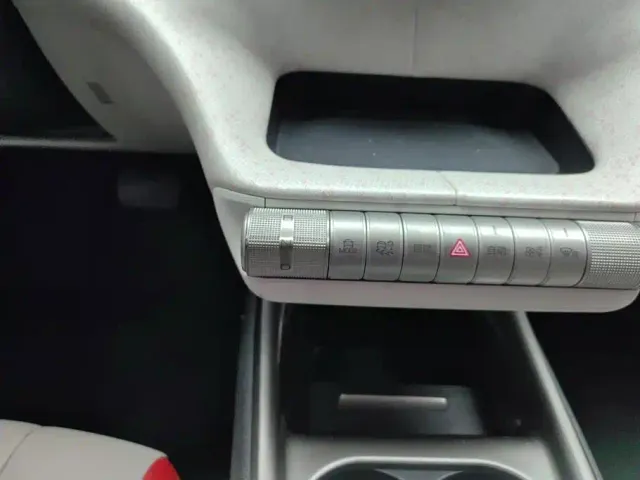 BYD Dolphin — Фото автомобиля 16