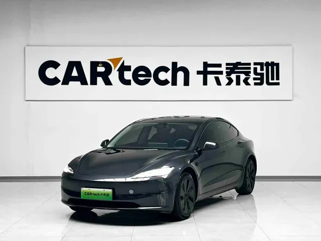 Фотография автомобиля — Tesla Model 3