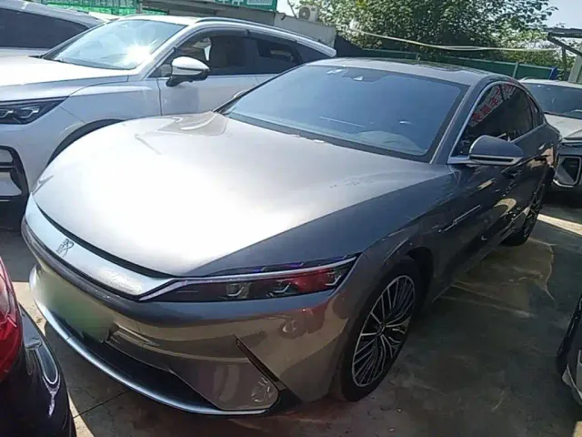 Фотография автомобиля — BYD Han