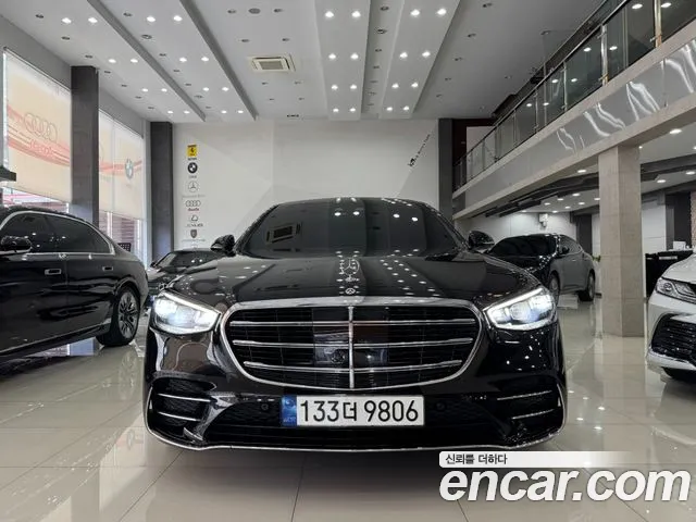 Mercedes-Benz S-Class — Фото автомобиля 2