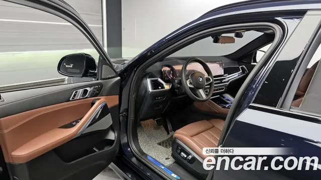 BMW X6 xDrive40i M Sport — Фото автомобиля 10