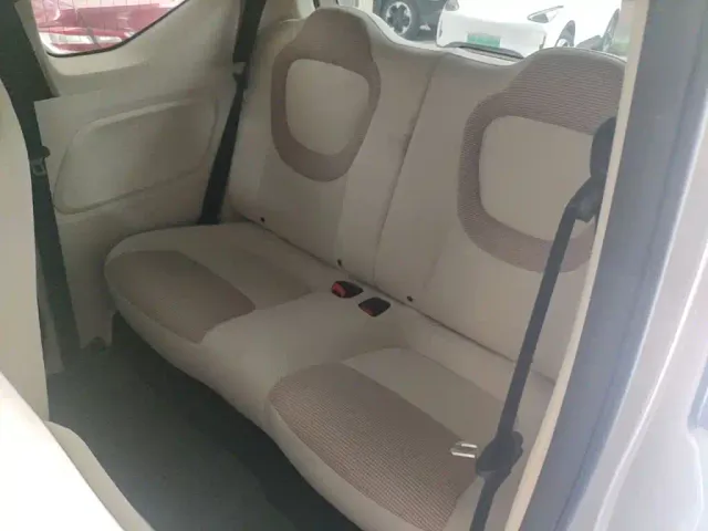 Wuling Hongguang Mini EV — Фото автомобиля 16