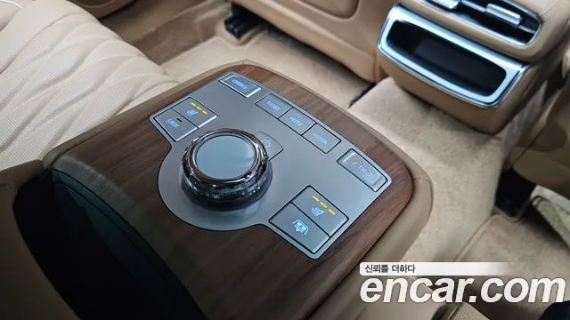 Genesis G80 Бензин 2.5 турбо AWD — Фото автомобиля 27