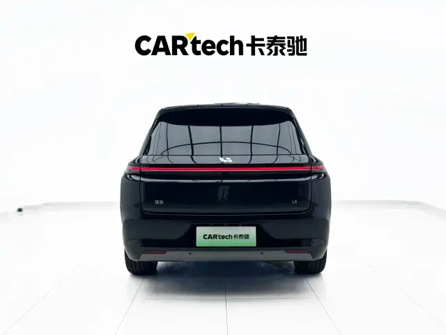 Li Auto L8 — Фото автомобиля 24
