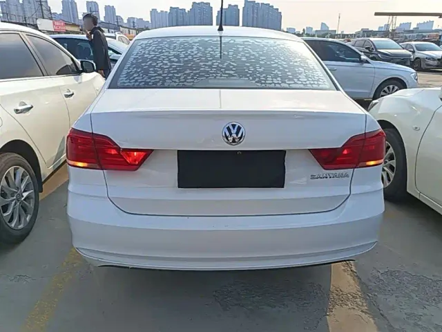 Volkswagen Santana — Фото автомобиля 5