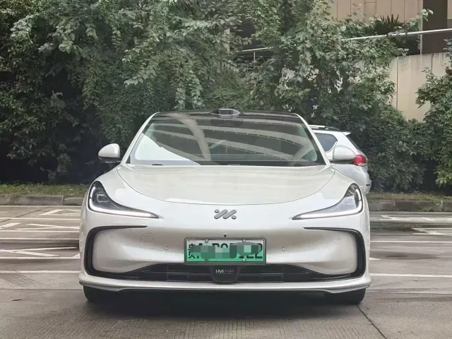 IM Motors L6 — Фото автомобиля 2