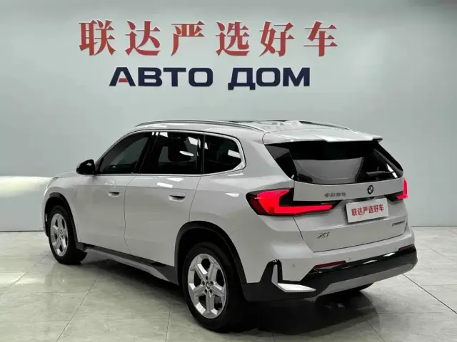 BMW X1 — Фото автомобиля 4